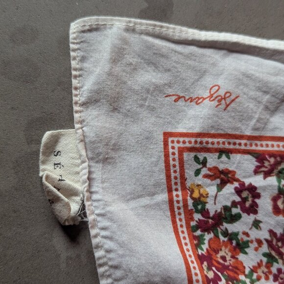 Sézane Gaston Scarf |  Red Poppy Floral print - Picture 7 of 14